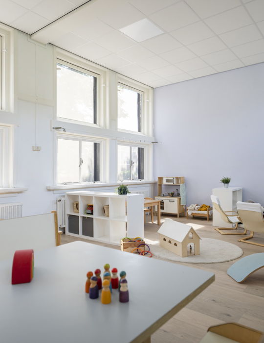 binnen ruimte kinderopvang speelgoed
