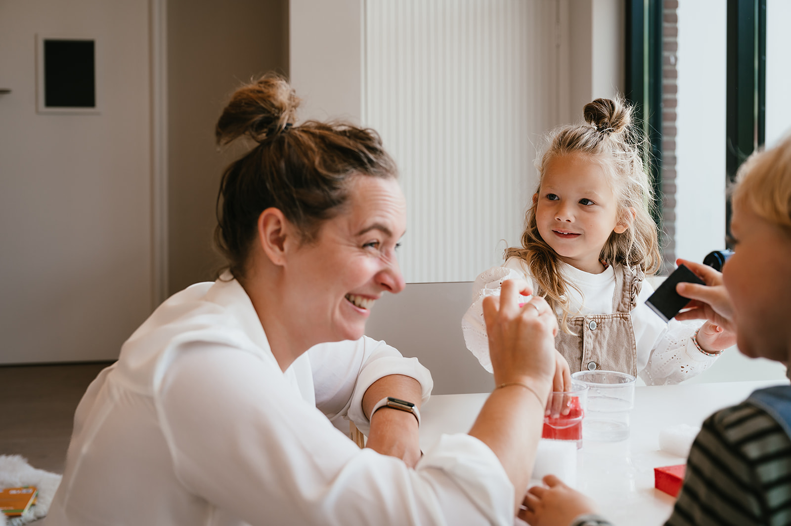 werken-bij-compananny-blog-ebook-nanny-kinderen-tafel