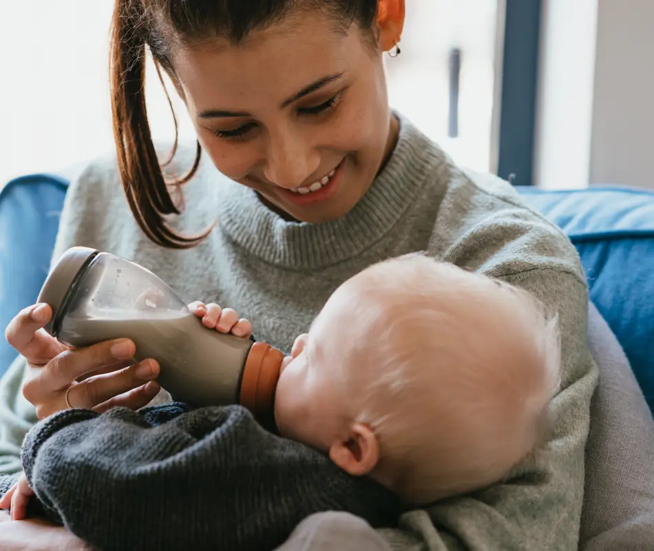 Compananny Flesvoeding Proeven En Proberen Zo Ga Je Om Met Je Baby’S Eerste Hapje