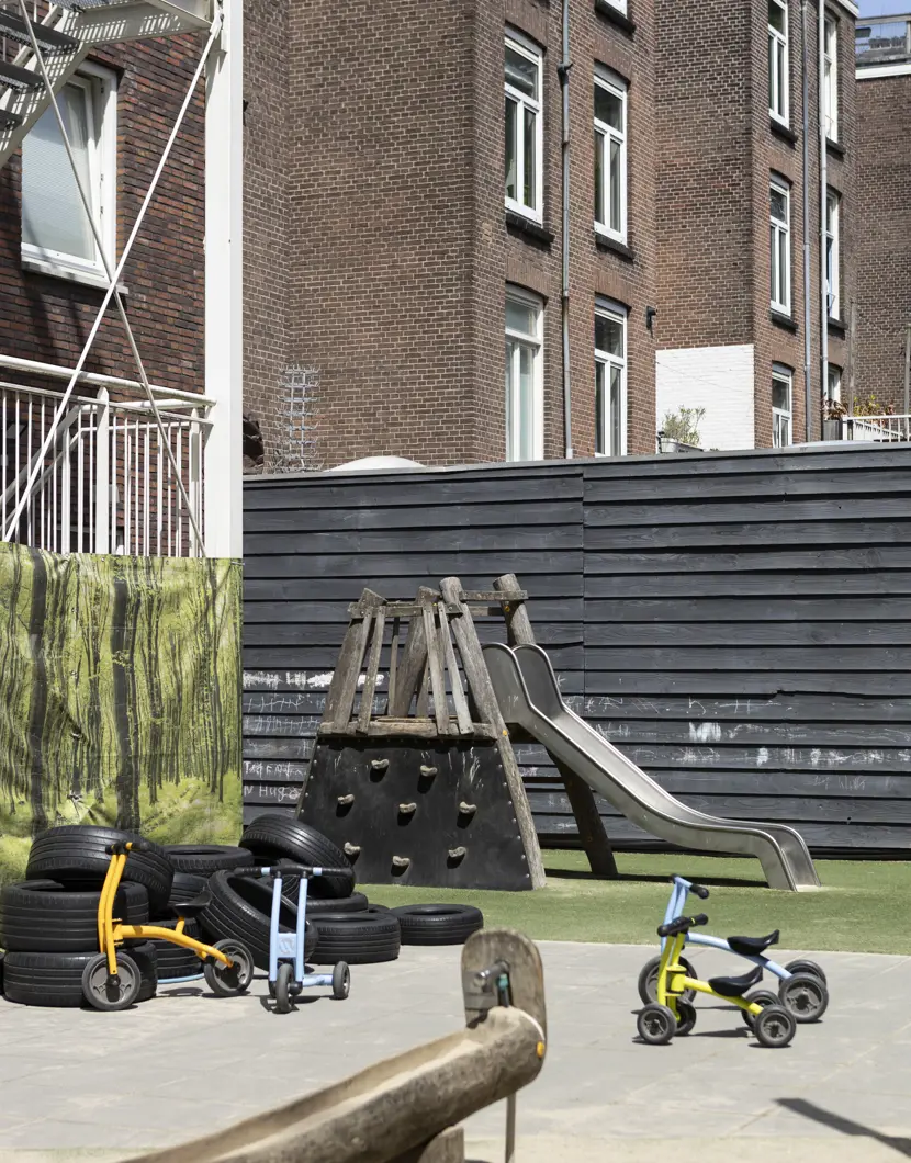 Compananny Kinderopvang Schinkelkade Tuin Glijbaan