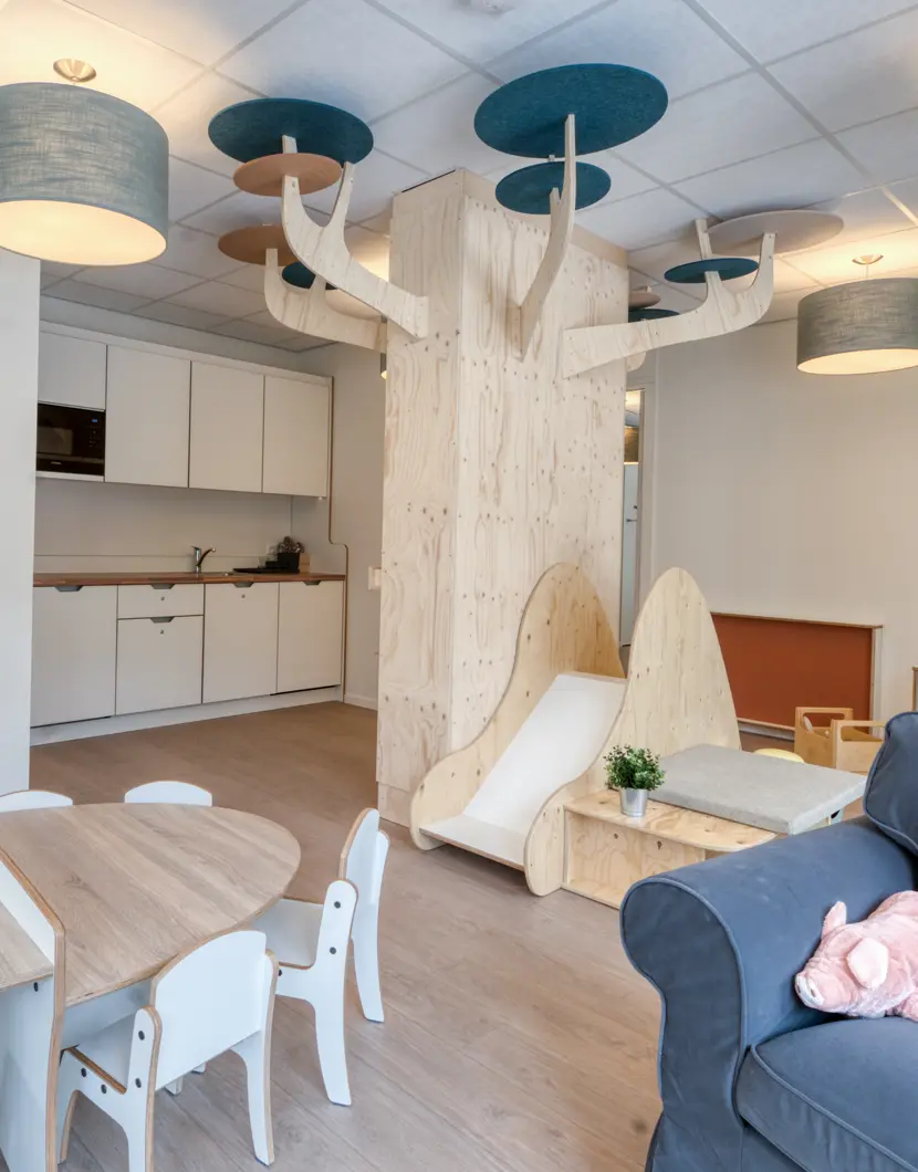 CompaNanny vestiging Nijmegen Lent interieur peutergroep met speelmaterialen
