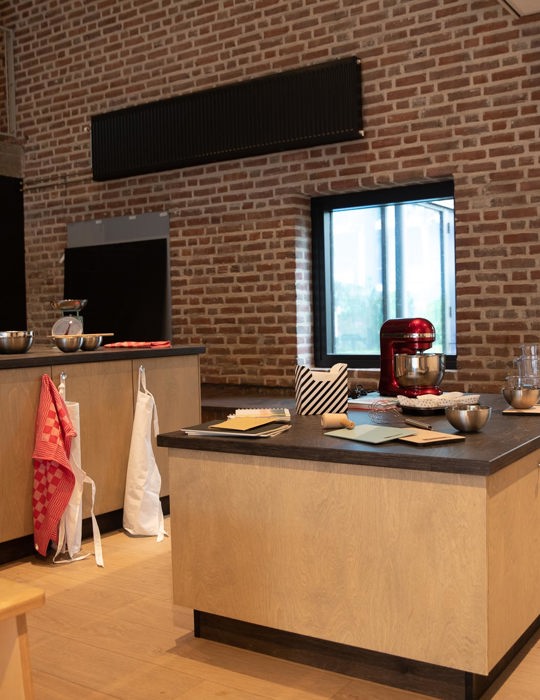 twee kookeilanden in keuken buitenschoolse opvang