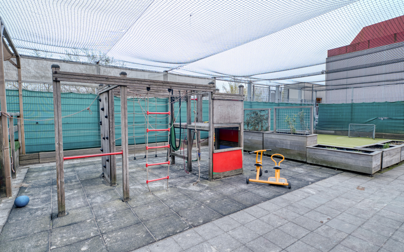 Tuin met  klimrek kinderopvang CompaNanny WFC BSO