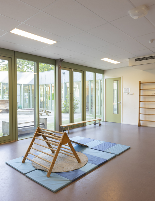 CompaNanny Kinderopvang Amsterdam 2Openlucht Kinderopvang Speelzaal Klimrek