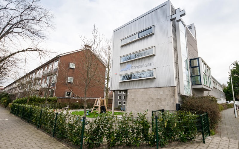 gebouw voorkant buiten kinderopvang leiden