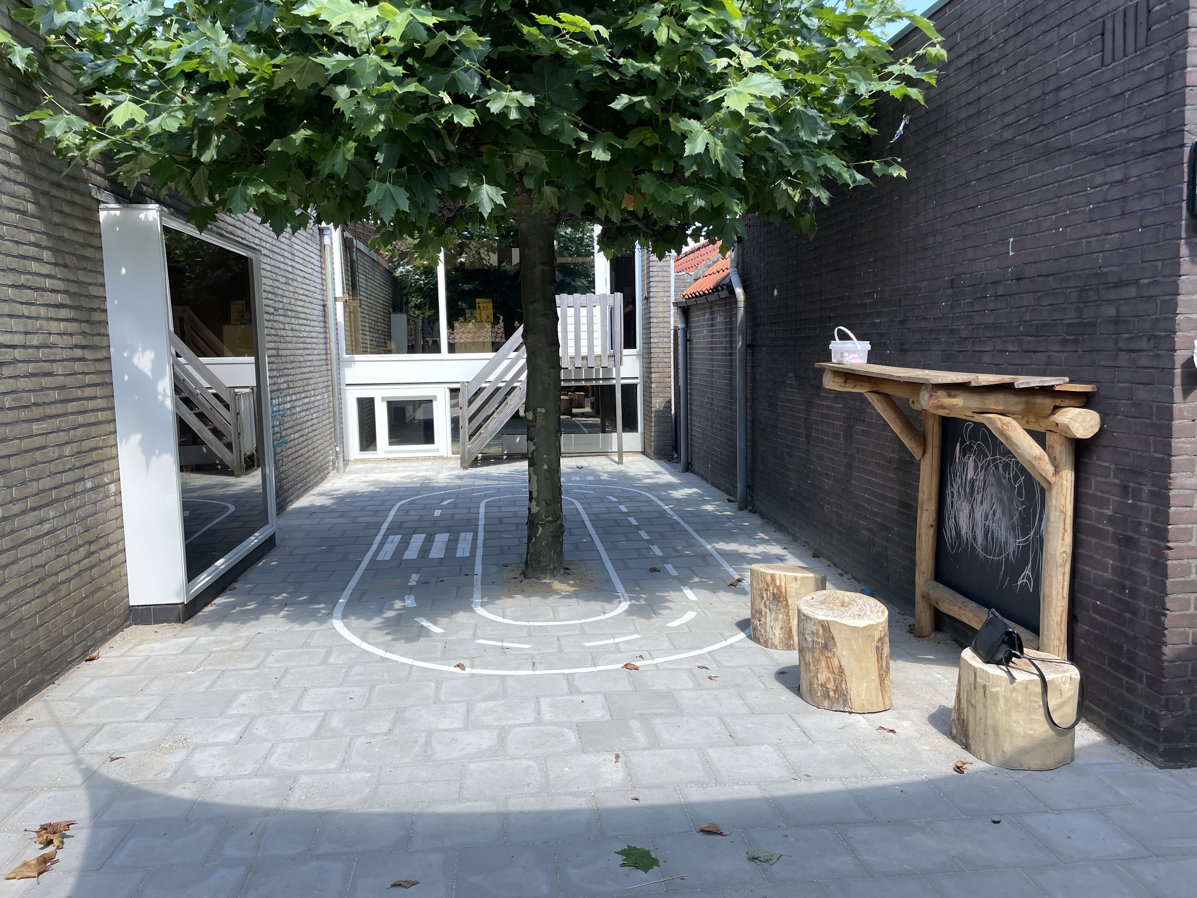 Tuin kinderopvang CompaNanny Hilvertsweg