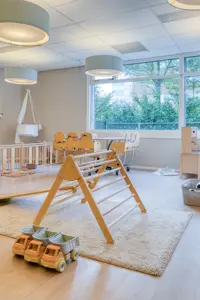 Kinderopvang CompaNanny Schiphol Rijk Aalsmeer babygroep met spelmateriaal