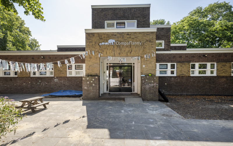 Voorkant van gebouw kinderopvang compananny renkum