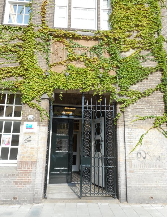 Voorkant entree van kinderopvang compananny ruysdaelkade