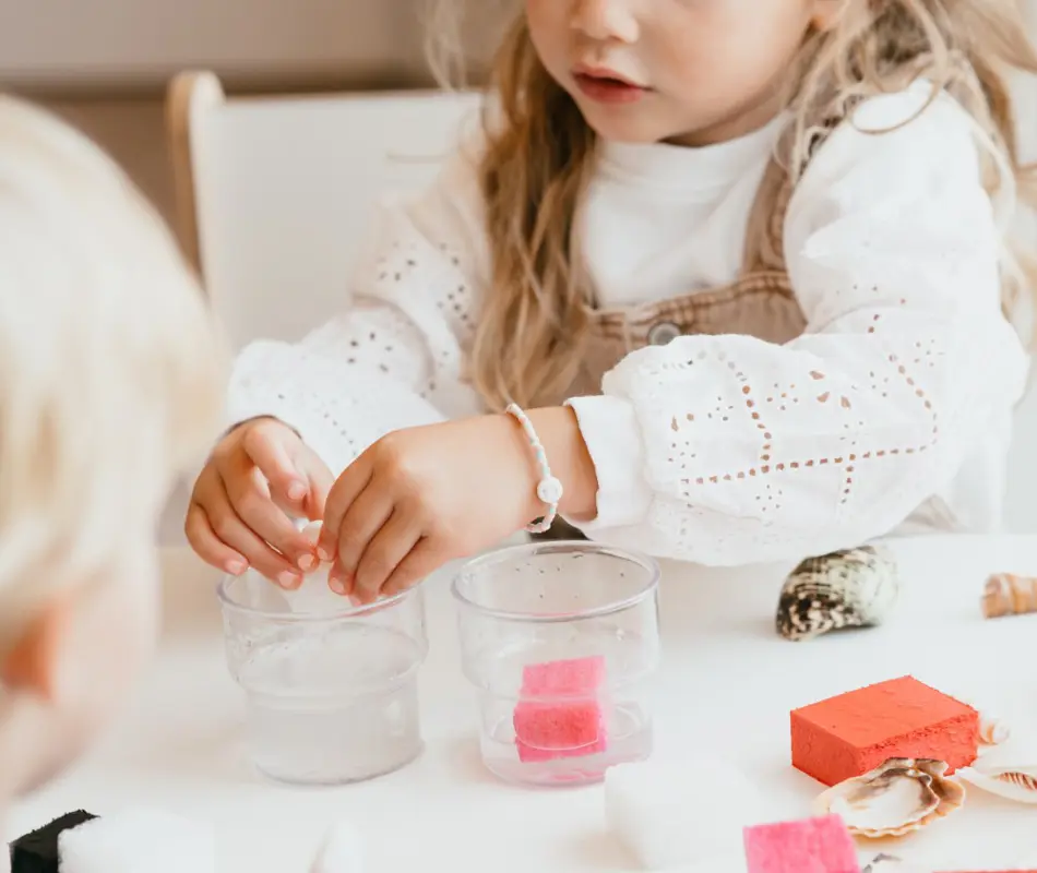 Compananny Spelen Meisje Met Deze Tips Stimuleer Je Het Creatieve Spel Van Je Kind