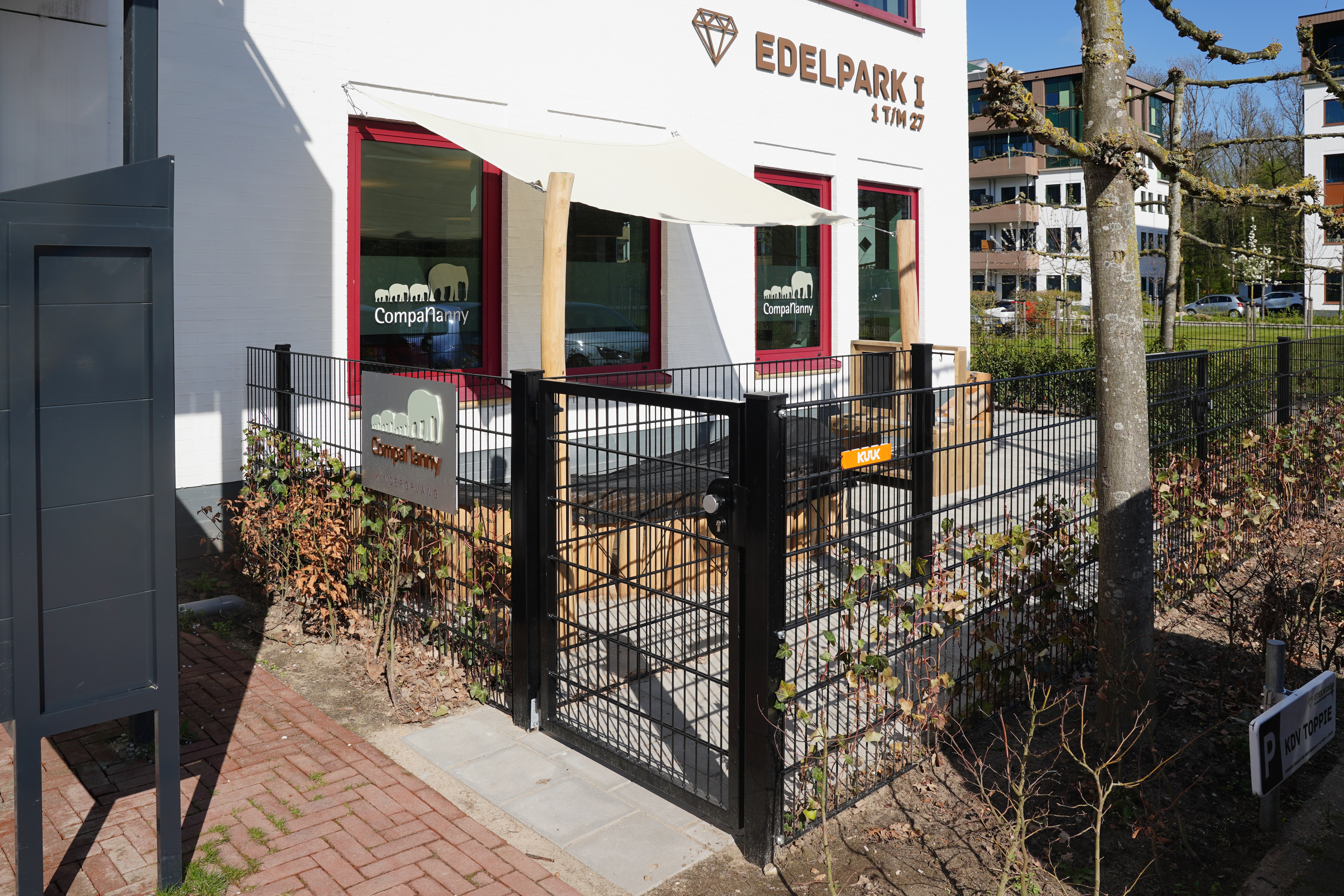 CompaNanny Rijnhuizen Nieuwegein pand voorgevel